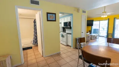 Sparky’s Pool House | Private 2 Levels | BBQ | SPI - image 46 of 123