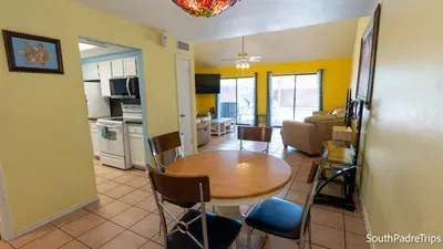Sparky’s Pool House | Private 2 Levels | BBQ | SPI - image 33 of 123