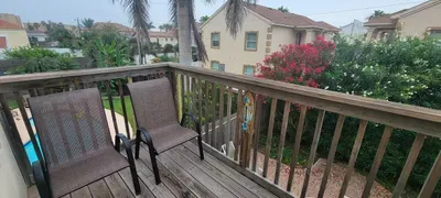 *Cozy 4 plex * Pool *Sleep Many *Super near Beach - image 22 of 97