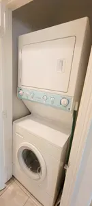 *Cozy 4 plex * Pool *Sleep Many *Super near Beach - image 16 of 97
