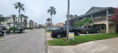 *Cozy 4 plex * Pool *Sleep Many *Super near Beach - image 88 of 97