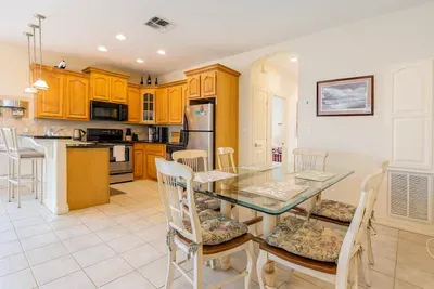 Bright & Spacious Kitchen + Dining | Stainless Appliances | Ideal for Family Meals & Entertaining