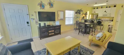 * Patio to Pool * Walk to Beach * Fresh Like New - image 28 of 45