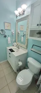* Patio to Pool * Walk to Beach * Fresh Like New - image 21 of 45