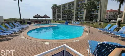 Resort-like beachfront " Heated Pool " - image 15 of 116