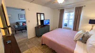 Steps to Beach 2BR, Heated Pool, Hot Tub, SPI - image 55 of 87