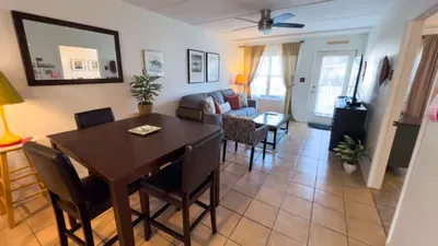 Steps to Beach 2BR, Heated Pool, Hot Tub, SPI - image 17 of 87