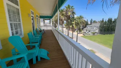 Luxury House w/ Private Pool I 2-Min Walk to Beach | Sleeps 16 - image 91 of 119