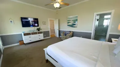 Luxury House w/ Private Pool I 2-Min Walk to Beach | Sleeps 16 - image 62 of 119
