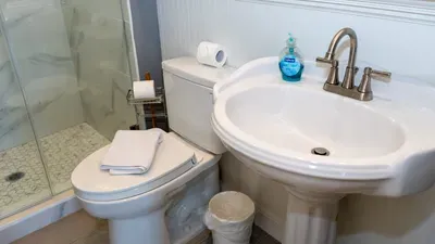 Luxury House w/ Private Pool I 2-Min Walk to Beach | Sleeps 16 - image 54 of 119