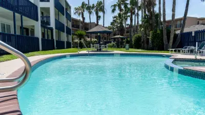 * Comfy Inside * Updated * Beach 50 yards away - image 80 of 103