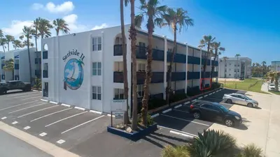 * Comfy Inside * Updated * Beach 50 yards away - image 102 of 103