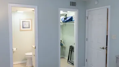 * Comfy Inside * Updated * Beach 50 yards away - image 41 of 103