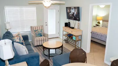 * Comfy Inside * Updated * Beach 50 yards away - image 32 of 103