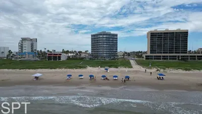 Fun Beachfront " Heated Pool " Awesome Location - image 68 of 71