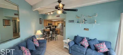 Fun Beachfront " Heated Pool " Awesome Location - image 39 of 71