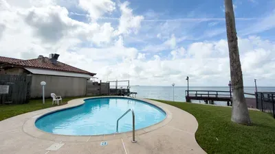 Bayfront w-docks & fish 3 Patios Prime Location - image 88 of 95