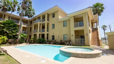 New 2BR - Pool Patio - Bunk Beds - 1st Floor - image 88 of 111
