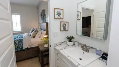 New 2BR - Pool Patio - Bunk Beds - 1st Floor - image 55 of 111