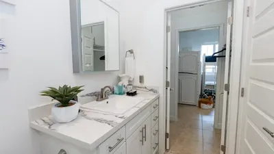 New 2BR - Pool Patio - Bunk Beds - 1st Floor - image 72 of 111