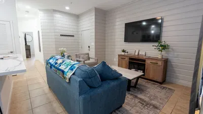 New 2BR - Pool Patio - Bunk Beds - 1st Floor - image 18 of 111