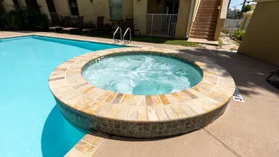 New 2BR - Pool Patio - Bunk Beds - 1st Floor - image 87 of 111