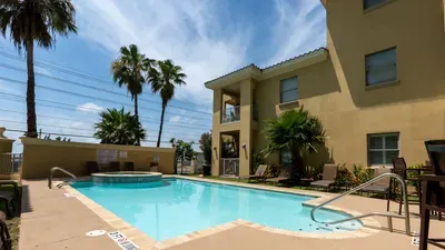 New 2BR - Pool Patio - Bunk Beds - 1st Floor - image 90 of 111