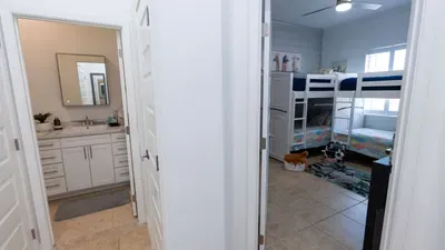 New 2BR - Pool Patio - Bunk Beds - 1st Floor - image 43 of 111
