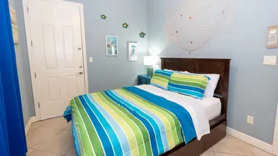 2BR Pool, 200 Steps to Beach, High Ceilings SPI - image 7 of 131