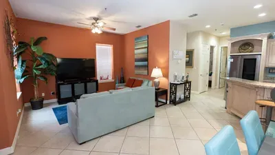 2BR Pool, 200 Steps to Beach, High Ceilings SPI - image 25 of 131