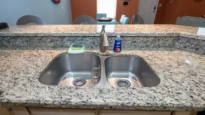 2BR Pool, 200 Steps to Beach, High Ceilings SPI - image 42 of 131