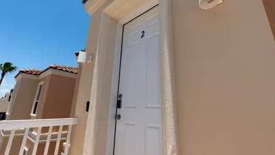 2BR Pool, 200 Steps to Beach, High Ceilings SPI - image 10 of 131