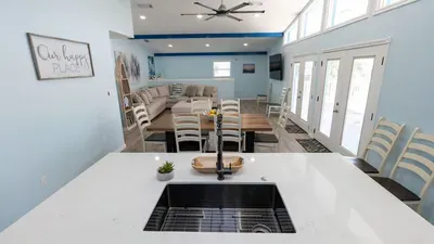 New 5BR Remodel, Heated Pool, Gameroom, up to 20 - image 110 of 242