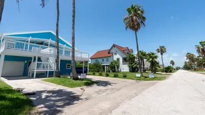 New 5BR Remodel, Heated Pool, Gameroom, up to 20 - image 21 of 242