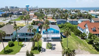 New 5BR Remodel, Heated Pool, Gameroom, up to 20 - image 218 of 242