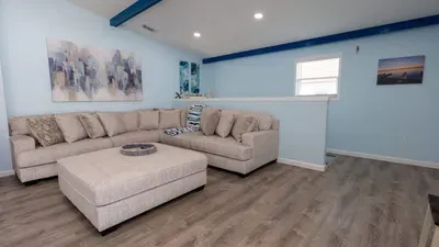 New 5BR Remodel, Heated Pool, Gameroom, up to 20 - image 85 of 242