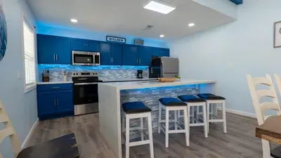 New 5BR Remodel, Heated Pool, Gameroom, up to 20 - image 97 of 242