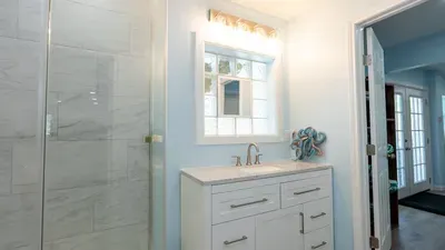 New 5BR Remodel, Heated Pool, Gameroom, up to 20 - image 75 of 242