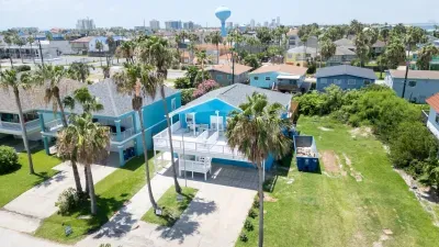 New 5BR Remodel, Heated Pool, Gameroom, up to 20 - image 214 of 242