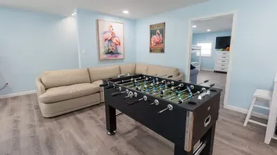 New 5BR Remodel, Heated Pool, Gameroom, up to 20 - image 37 of 242