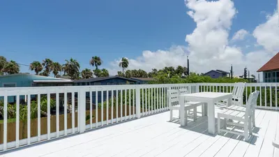 New 5BR Remodel, Heated Pool, Gameroom, up to 20 - image 6 of 242