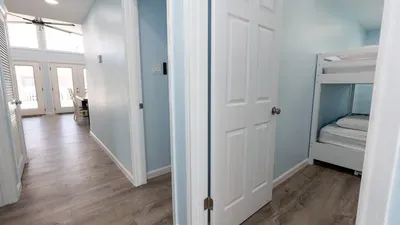 New 5BR Remodel, Heated Pool, Gameroom, up to 20 - image 193 of 242