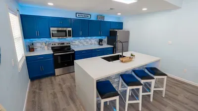 New 5BR Remodel, Heated Pool, Gameroom, up to 20 - image 4 of 242