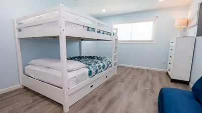 New 5BR Remodel, Heated Pool, Gameroom, up to 20 - image 153 of 242