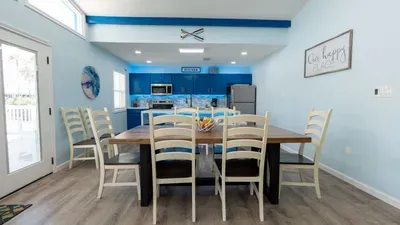 New 5BR Remodel, Heated Pool, Gameroom, up to 20 - image 99 of 242