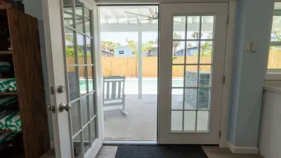 New 5BR Remodel, Heated Pool, Gameroom, up to 20 - image 59 of 242