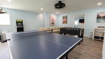 New 5BR Remodel, Heated Pool, Gameroom, up to 20 - image 30 of 242