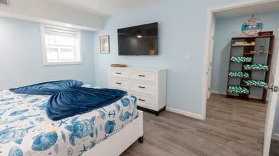 New 5BR Remodel, Heated Pool, Gameroom, up to 20 - image 67 of 242