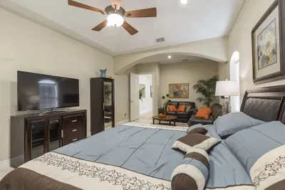 Big Private Luxury Home in Beach Gated Community - image 25 of 34
