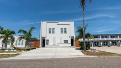 Sleeps 12, Pool, Walk to Beach - image 16 of 188